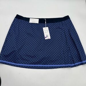New women’s Lady Hagen side pleat skort size‎ XXL. Retails for $65.